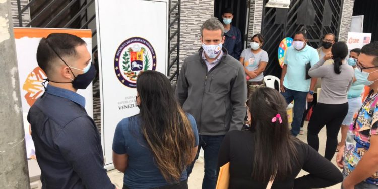 Embajada ante Perú continúa apoyando a los migrantes en trámites documentales