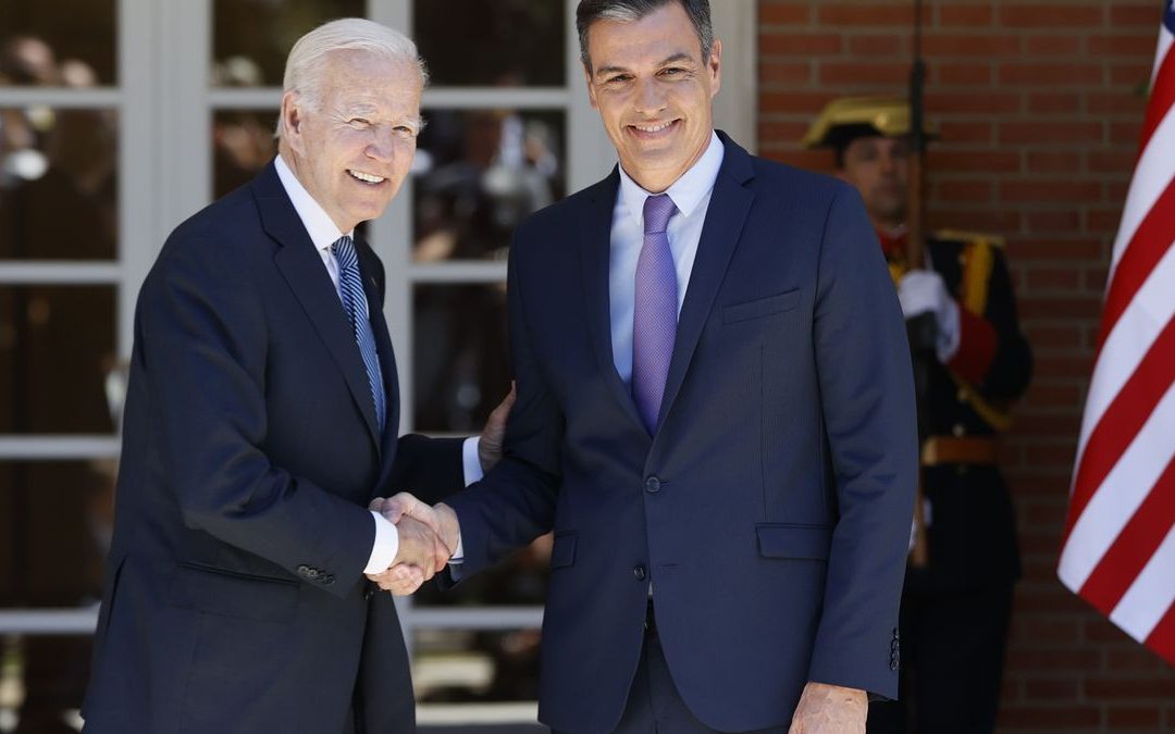 Sánchez y Biden se comprometen a colaborar en una gestión de la migración que “garantice un trato justo y humano