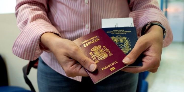 Venezolanos en España, entre los más beneficiados con reforma de contratación de extranjeros