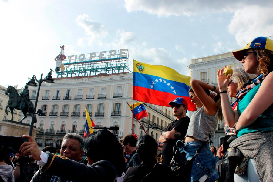 Venezolanos, colombianos y ucranianos evitan caída demográfica en España